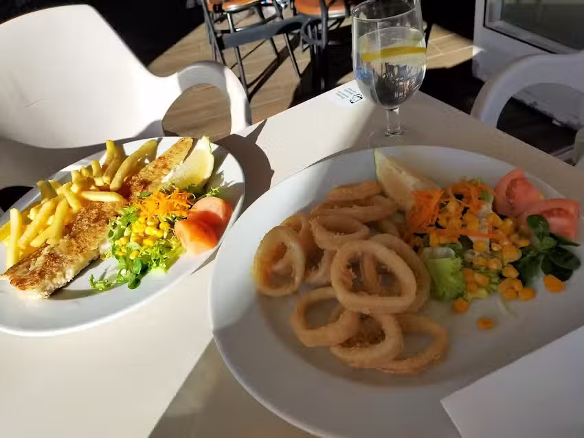 Caf&eacute; bar restaurante Balcon De Maro