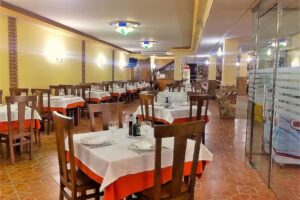 Caf&eacute; Bar Restaurante El Fog&oacute;n