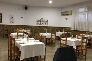 Caf&eacute;-Bar Restaurante Los Majetes