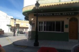 Caf&eacute;-Bar Reyes