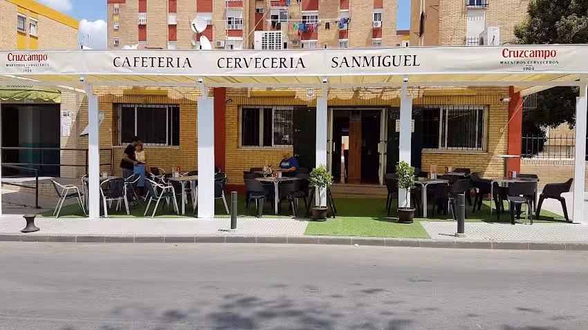 Caf&eacute; Bar San Miguel