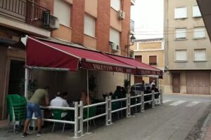 Cafe Bar Valent&iacute;n