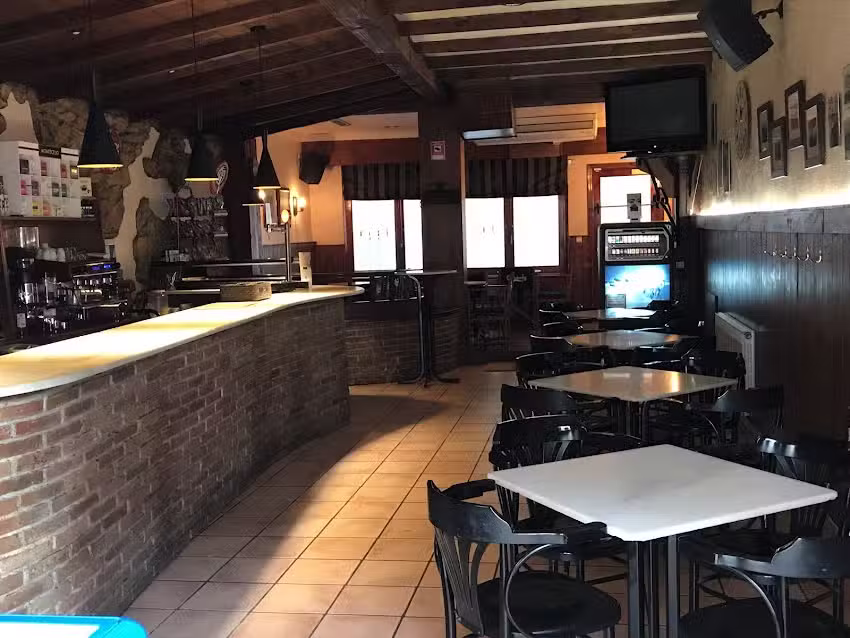Caf&eacute; de la Pla&ccedil;a