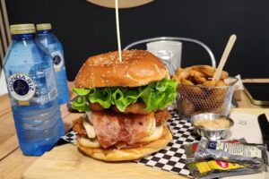 Caf&eacute; de Segundo Burger City