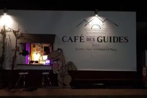 Caf&eacute; des Guides