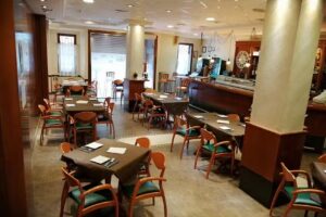 Caf&eacute; Oliva Bar