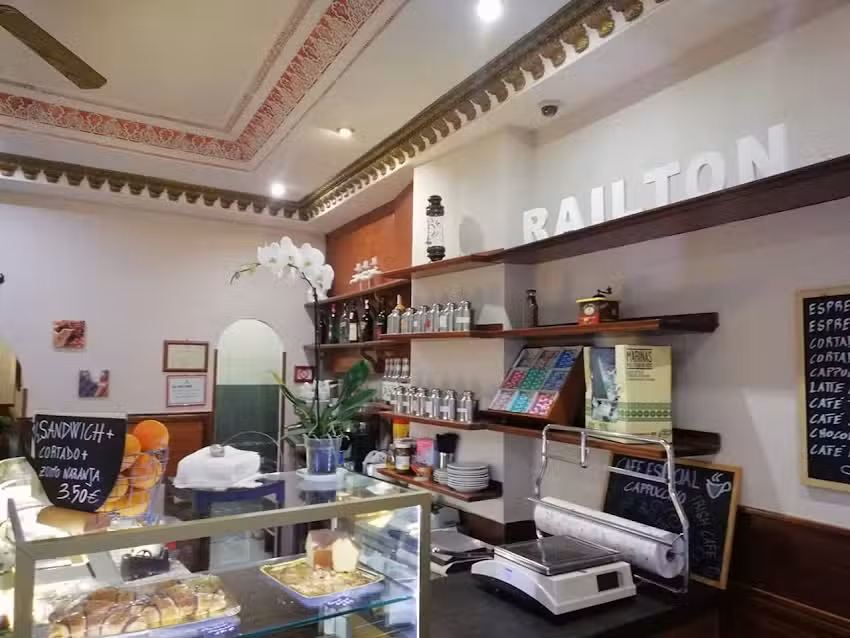 Caf&eacute; Railton