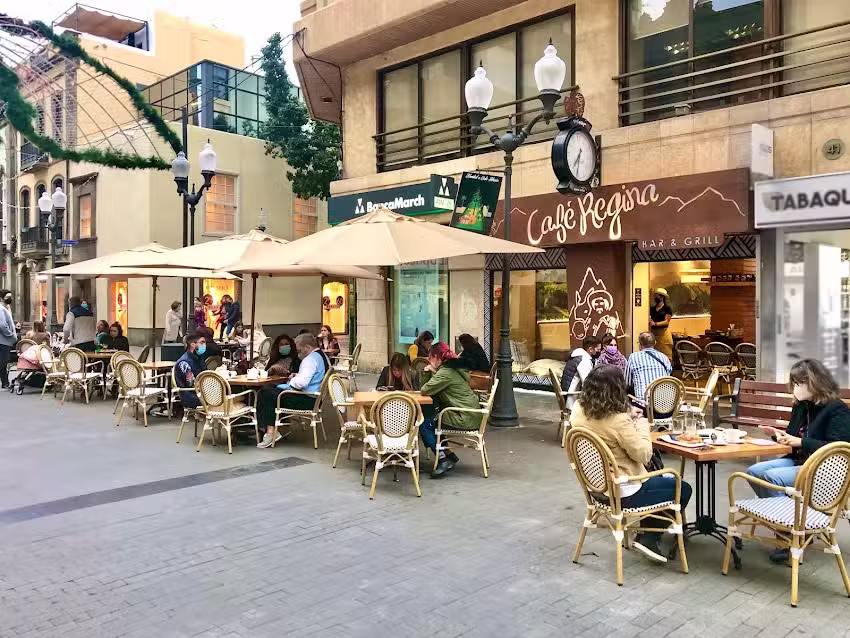 Caf&eacute; Regina Triana