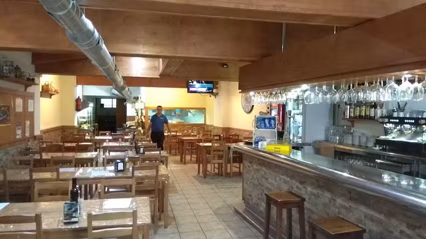 Caf&eacute; Restaurant El Nuevo Par&iacute;s