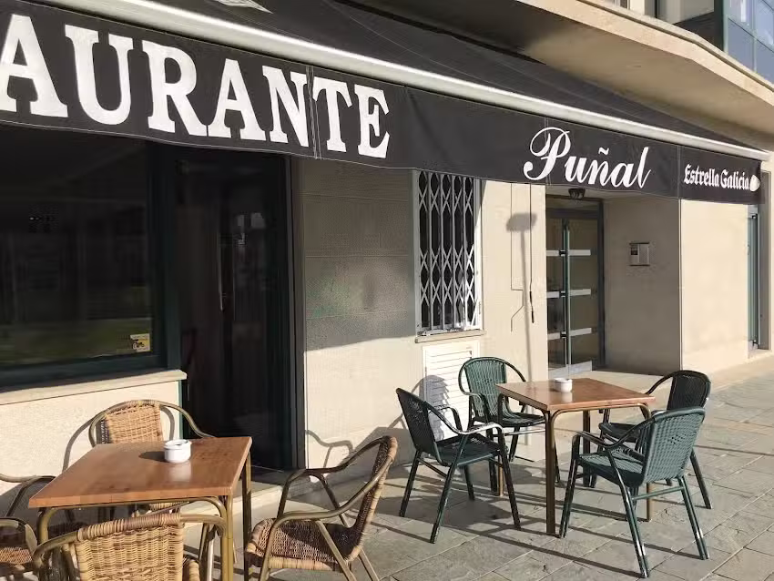 Cafe Restaurante Pu&ntilde;al (Santiago de Compostela)