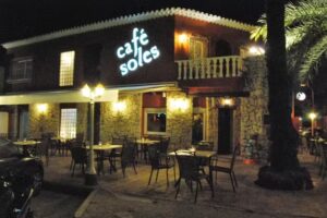 Caf&eacute; Soles, Restaurante / Alojamiento D&eacute;nia