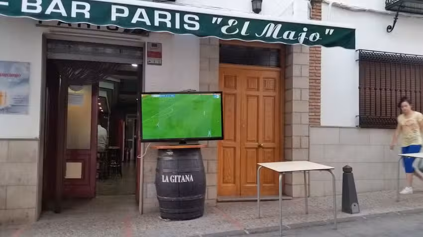 Caf&eacute; &ndash; Tapas &ndash; Patatillas