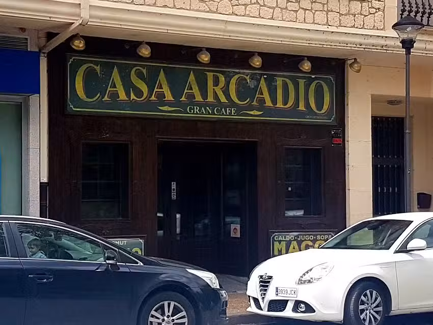 Cafeter&iacute;a bar Casa Arcadio