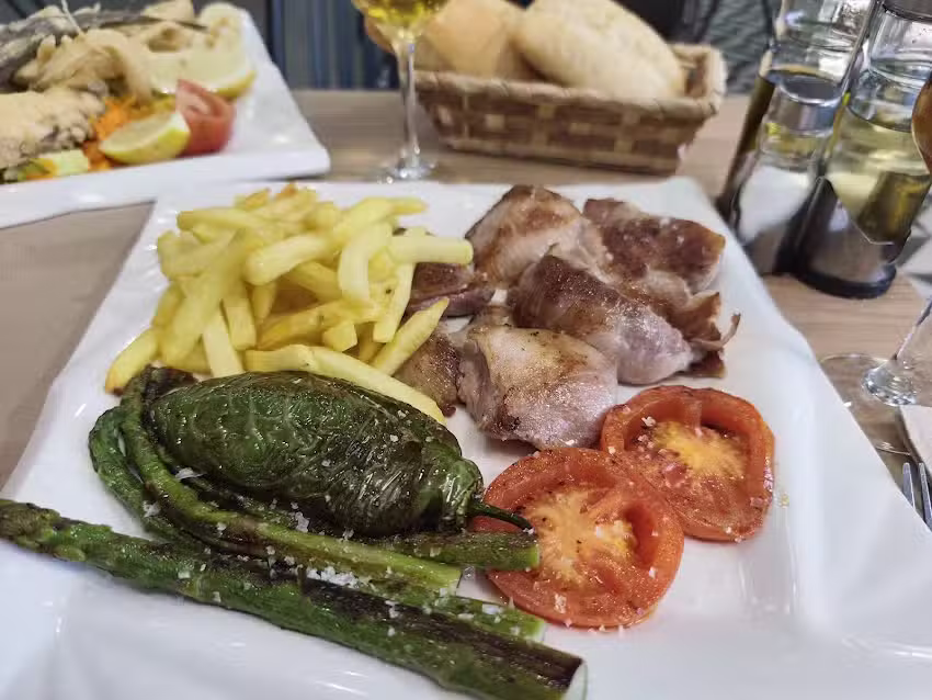 Cafeter&iacute;a Bar Destaco