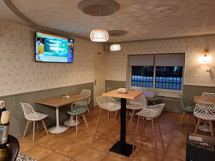 Cafeter&iacute;a Bar El Paraiso