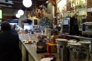 Cafeter&iacute;a &ndash; Bar Torres Bermejas
