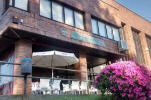 Cafeter&iacute;a CCR. Cabral &ndash; Becerreira 145