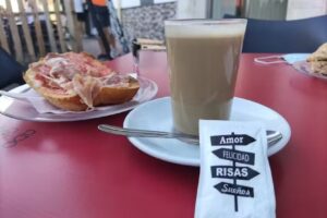 Cafeter&iacute;a Cervecer&iacute;a Villa Flor