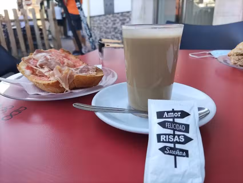 Cafeter&iacute;a Cervecer&iacute;a Villa Flor