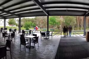 Cafeter&iacute;a e Autoservicio Manzaneda