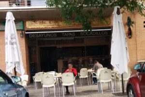 Cafeter&iacute;a El Castillo Viejo