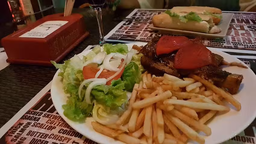 Cafeter&iacute;a El Manantial