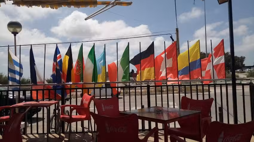 Cafeter&iacute;a El Moncayo