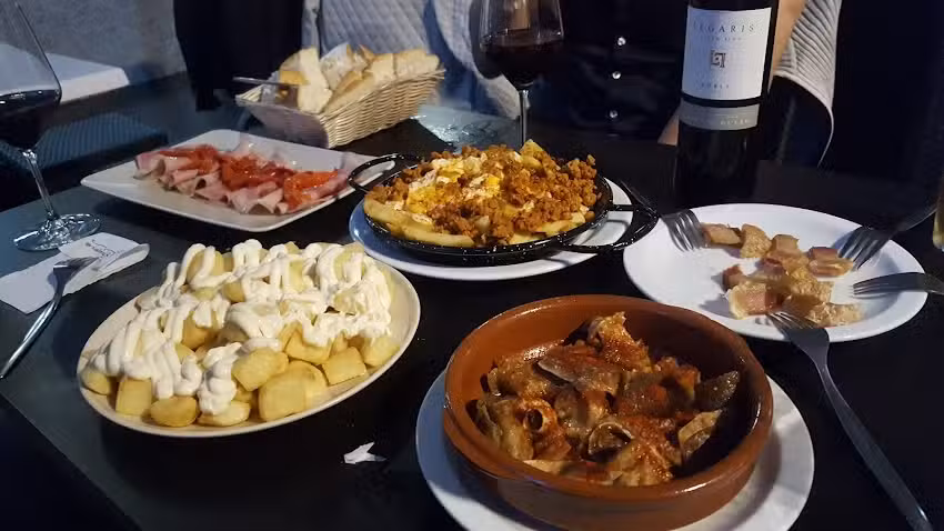 CAFETER&Iacute;A EL MORAL