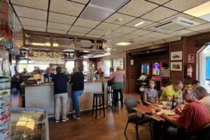 CAFETERÍA EVICEALI ( EL CHANGO)