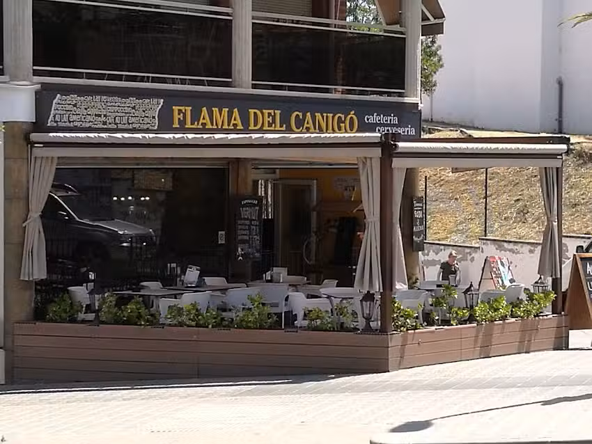 Cafeteria Flama del Canig&oacute;