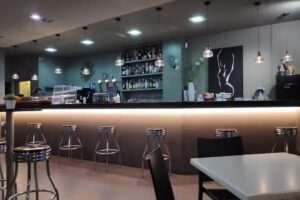 Cafeter&iacute;a Four Roses