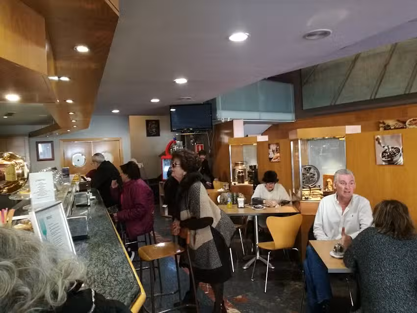 Cafeter&iacute;a Granja Anita