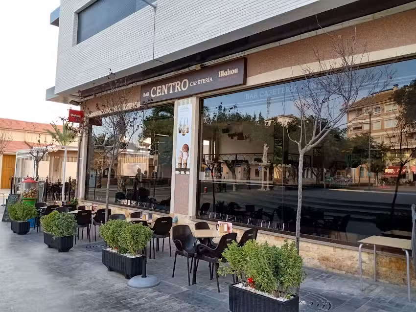 Cafeter&iacute;a Helader&iacute;a Centro