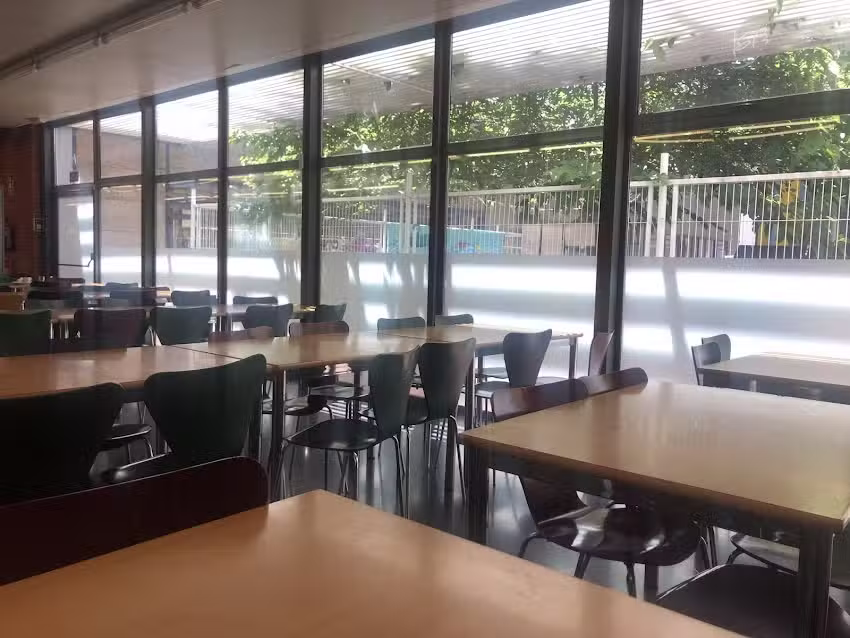 Cafeter&iacute;a La Vella.