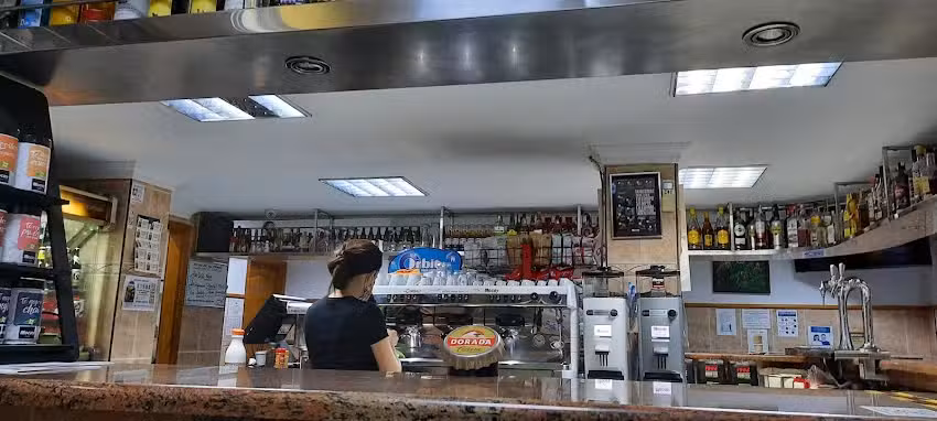 Cafeter&iacute;a Manat&iacute;