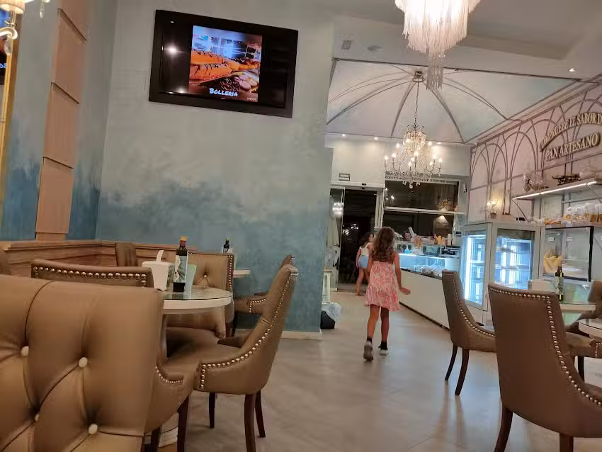 Cafeter&iacute;a M&eacute;ndez