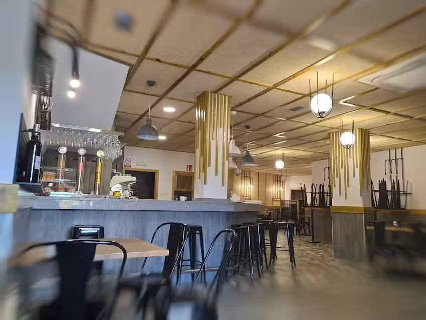 Cafeter&iacute;a O Castelo