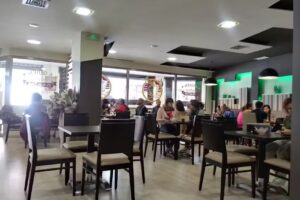Cafeter&iacute;a &ndash; Pasteler&iacute;a &laquo;O Parque&raquo;
