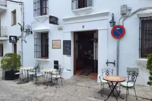 Cafeter&iacute;a-Pasteler&iacute;a Rotacapa