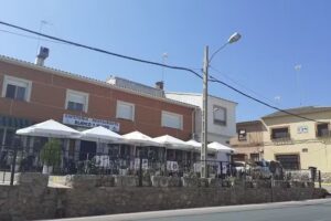 Cafeter&iacute;a &ndash; Restaurante &laquo;Blanco y Negro&raquo;