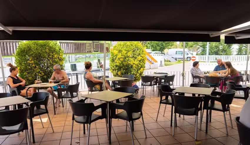 Cafeter&iacute;a Restaurante Camping de Ori&ntilde;&oacute;n