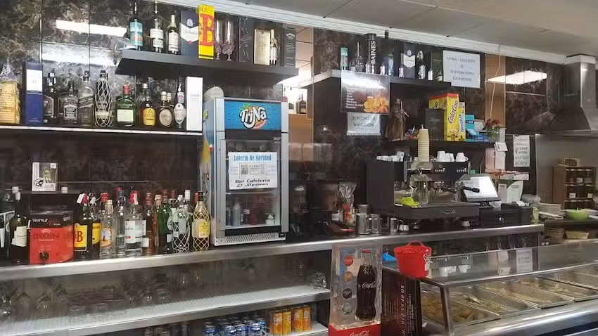 Cafeter&iacute;a restaurante el siguiente