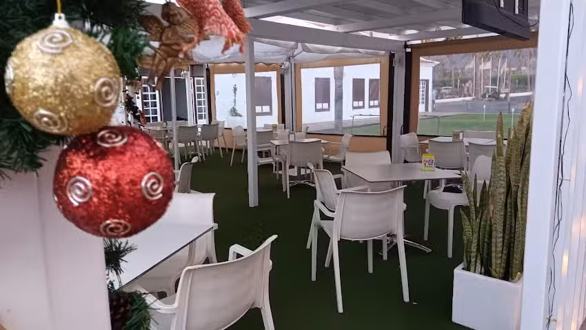 Cafeter&iacute;a &ndash; Restaurante Golf Del Sur