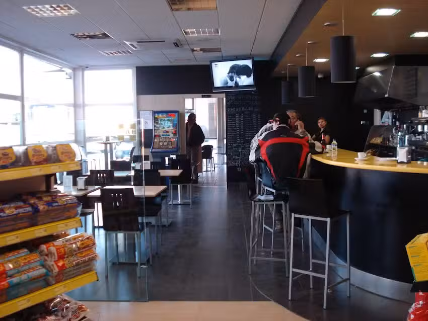 Cafeter&iacute;a-Restaurante HAM