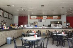 Cafeter&iacute;a-restaurante km 200