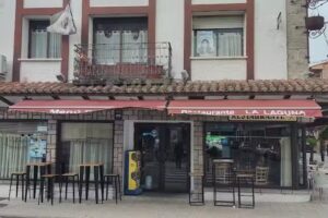 Cafetería Restaurante La Laguna