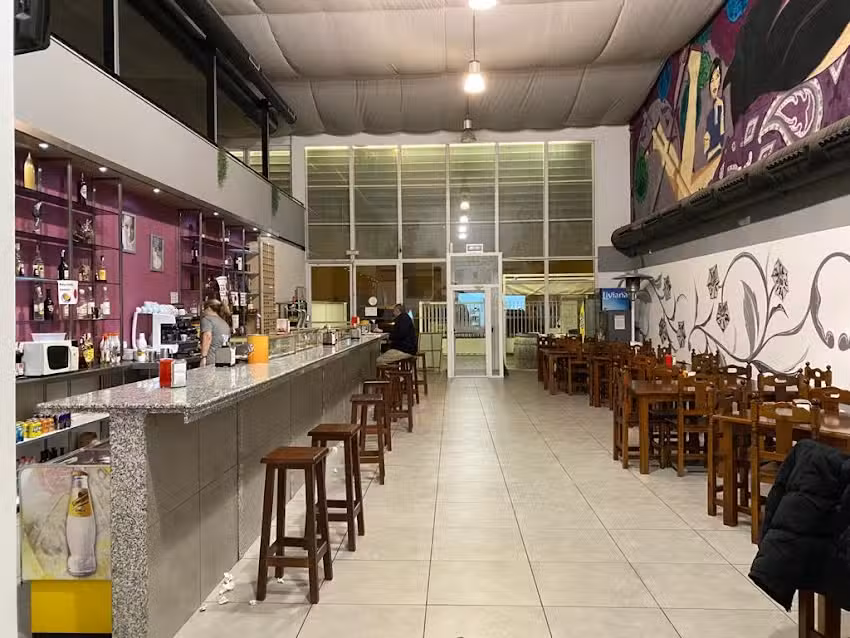Cafeter&iacute;a Restaurante La Ni&ntilde;a