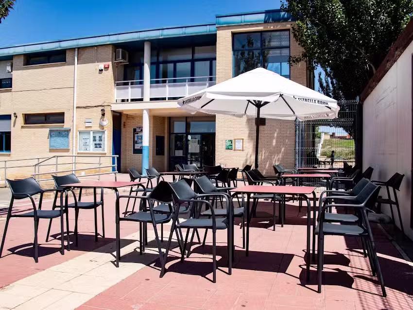 Cafeter&iacute;a Restaurante Los Pantanos