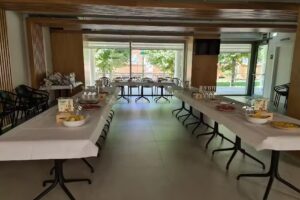 Cafeter&iacute;a Restaurante Pintor Mir&oacute;