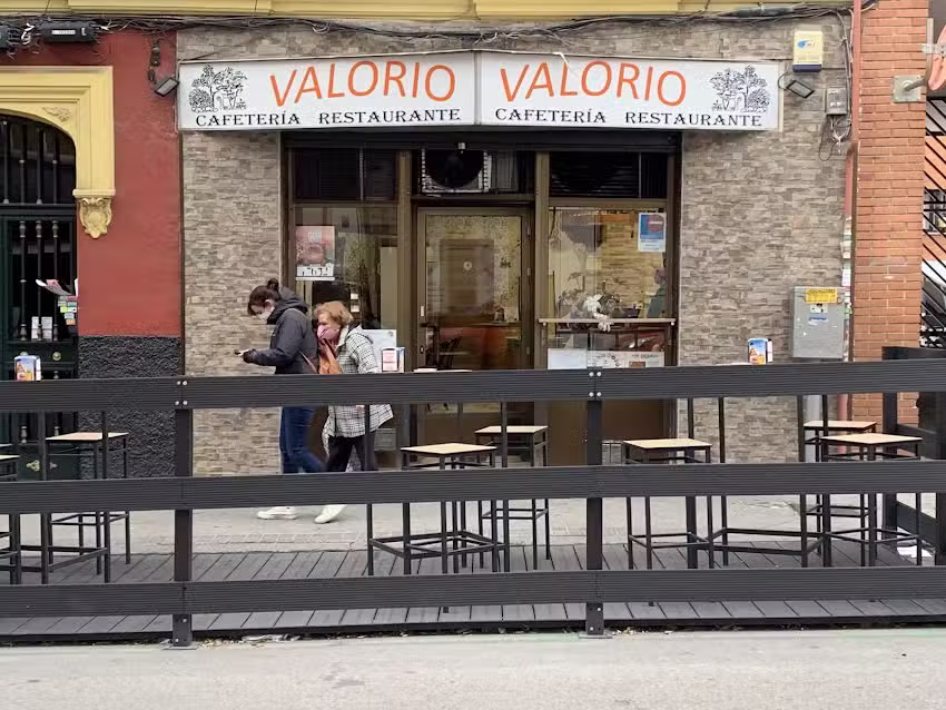 Cafeter&iacute;a Restaurante Valorio